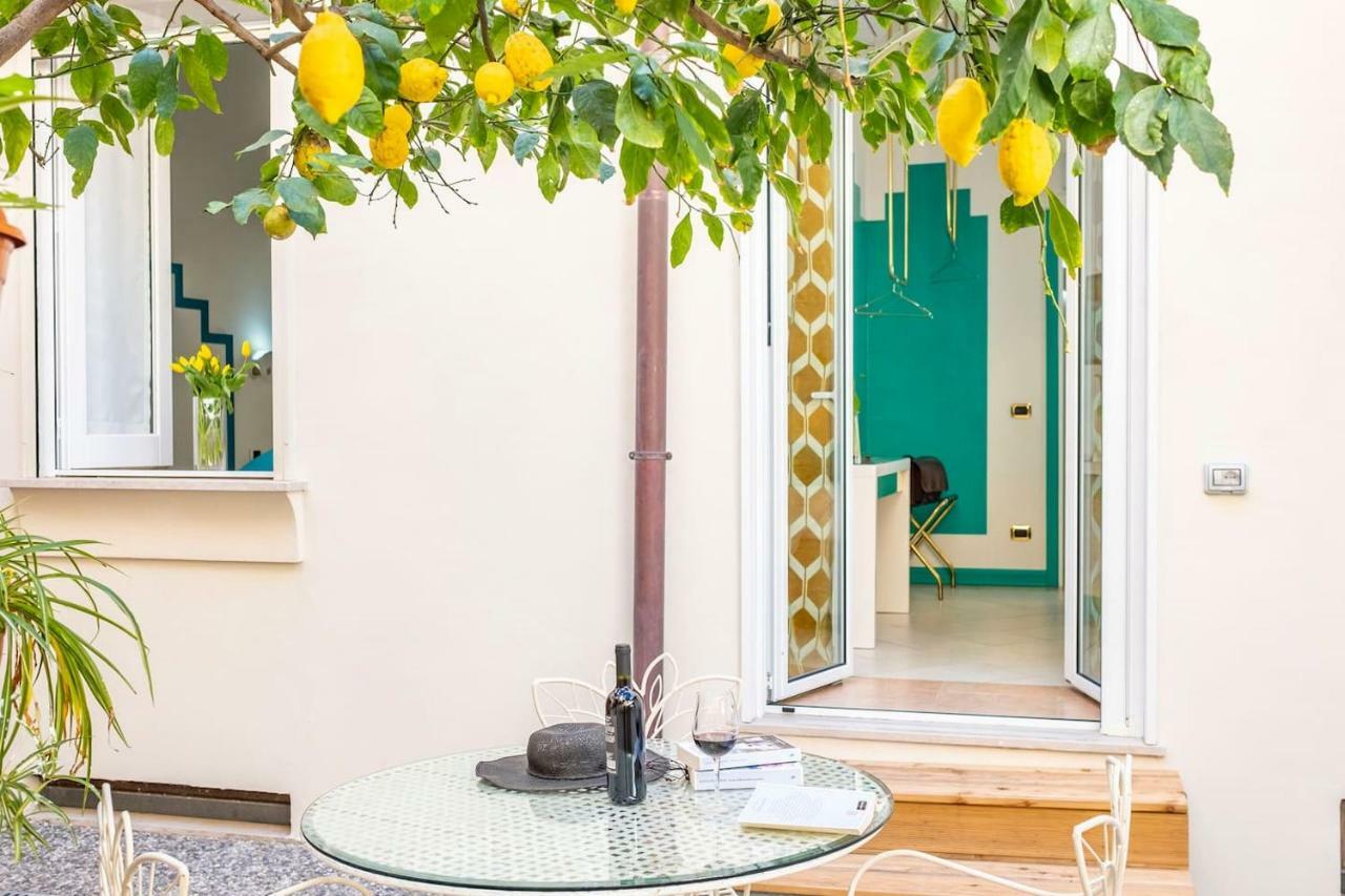 Maison M. - Luxury Apartment In Piazza Tasso Sorrento Luaran gambar