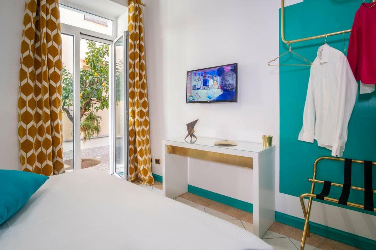 Maison M. - Luxury Apartment In Piazza Tasso Sorrento Luaran gambar